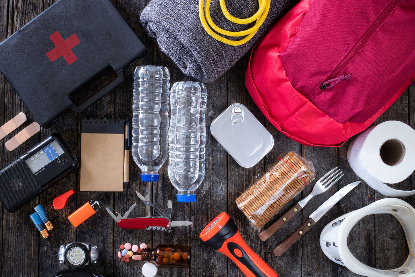 10 Essential Items Every Emergency Kit Should Include